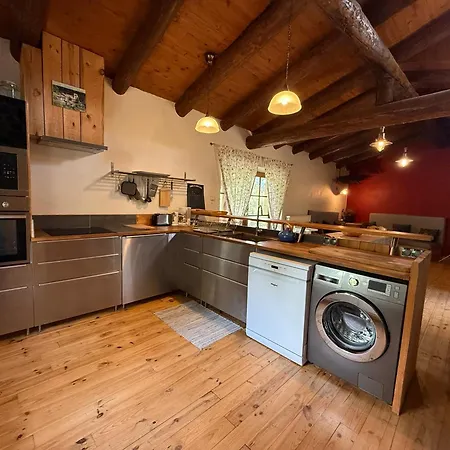 Les Sources, 9 Pers, 11 Couchages - Arlempdes, Classe Un Des Beaux Villages De France Semesterbostad