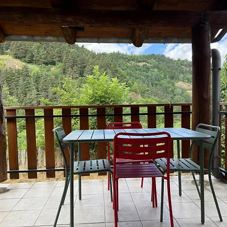 Les Sources, 9 Pers, 11 Couchages - Arlempdes, Classe Un Des Beaux Villages De France * Arlempdes